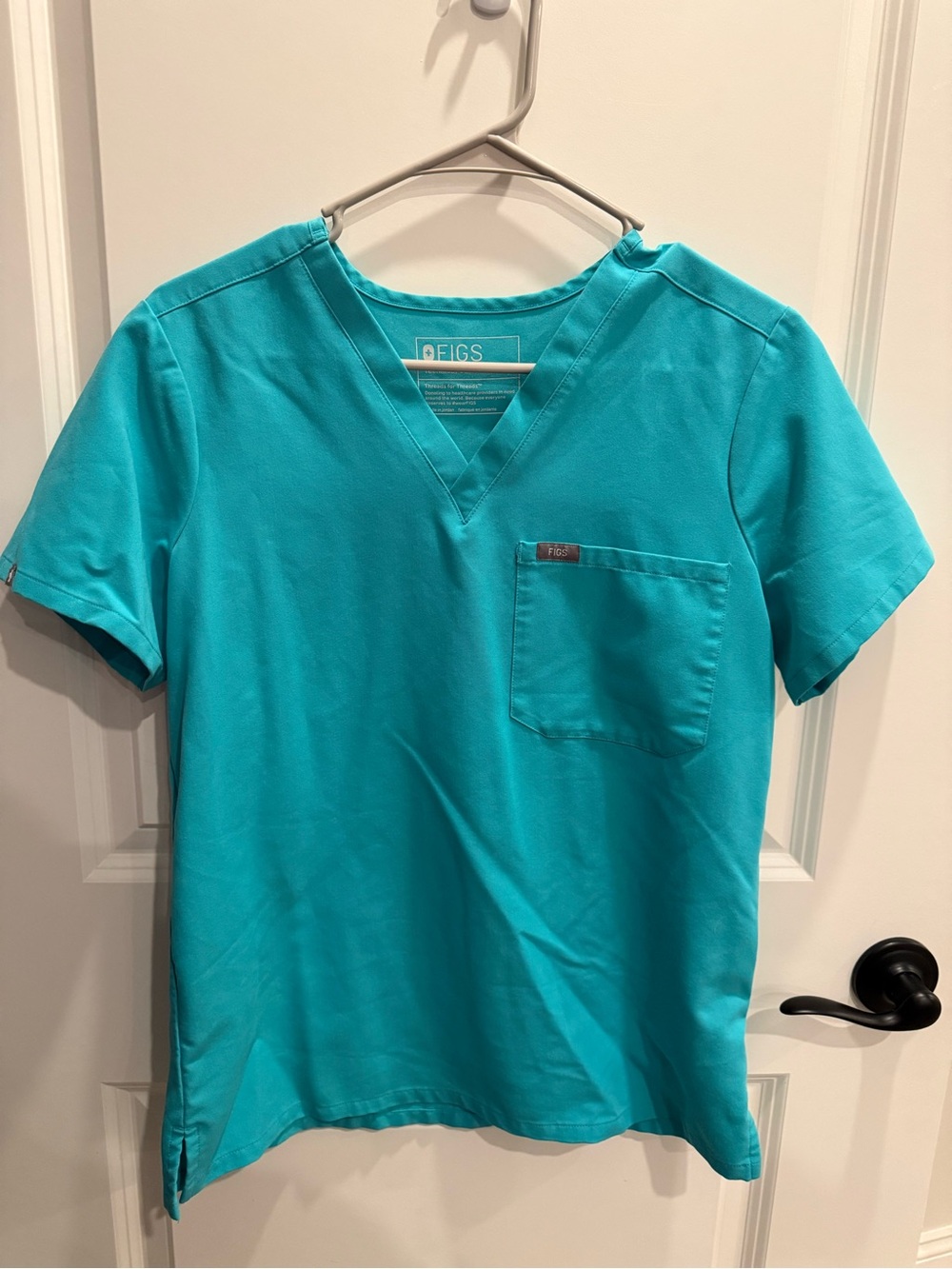 FIGS Catarina One-pocket Scrub Top